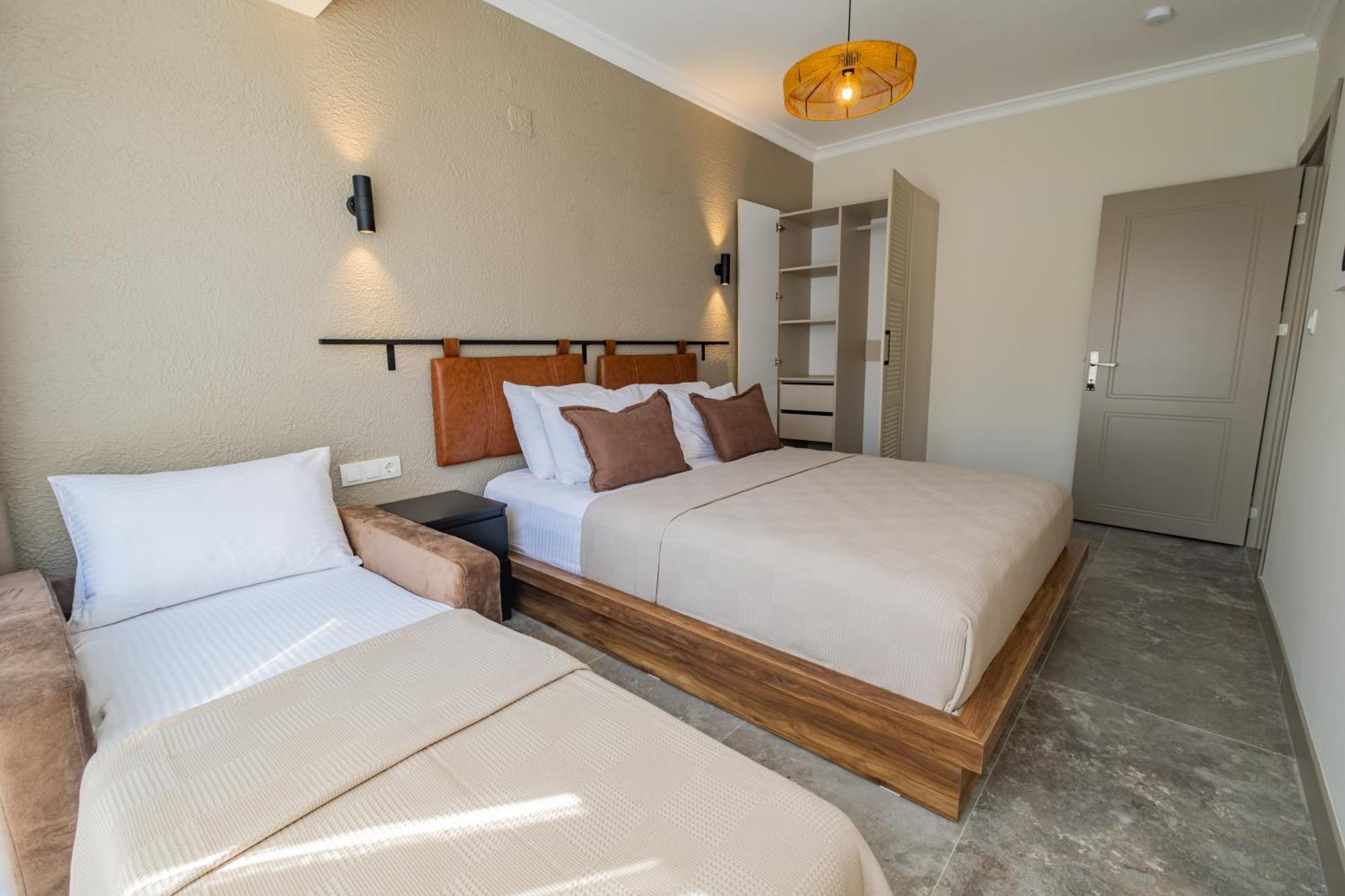 Bd Suites Foça Esterno foto