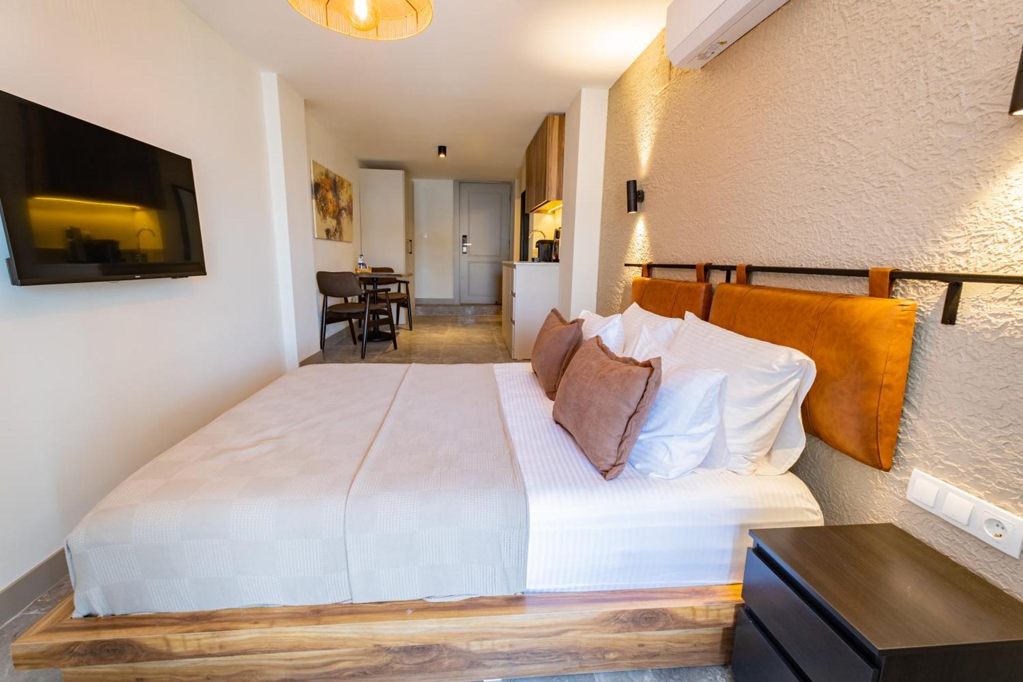 Bd Suites Foça Esterno foto