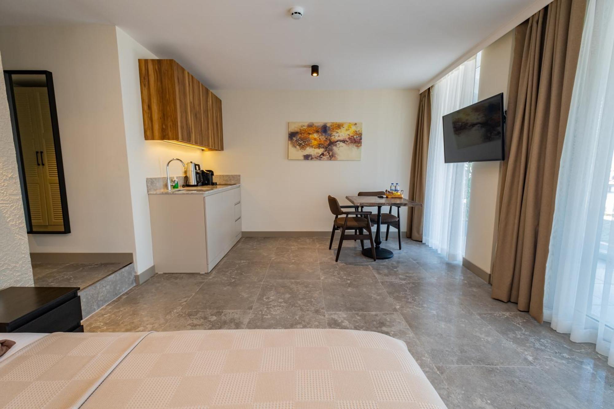 Bd Suites Foça Esterno foto